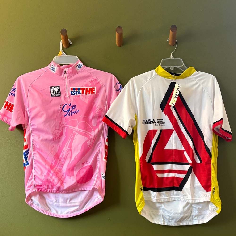 Pink and White Cycling Jerseys - Giro d’italia